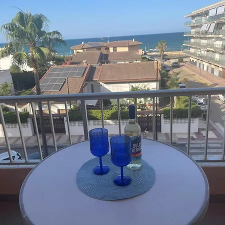 Ocean Front Trianon Daimus