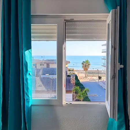 Ocean Front Trianon Apartment Daimús