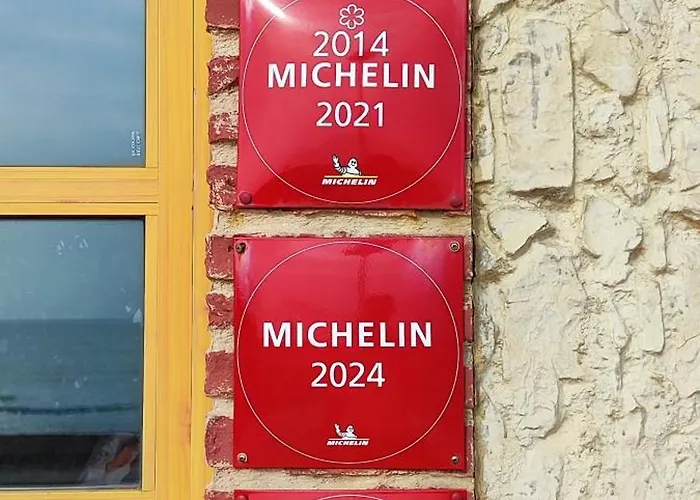 Ocean Front Trianon * Daimus